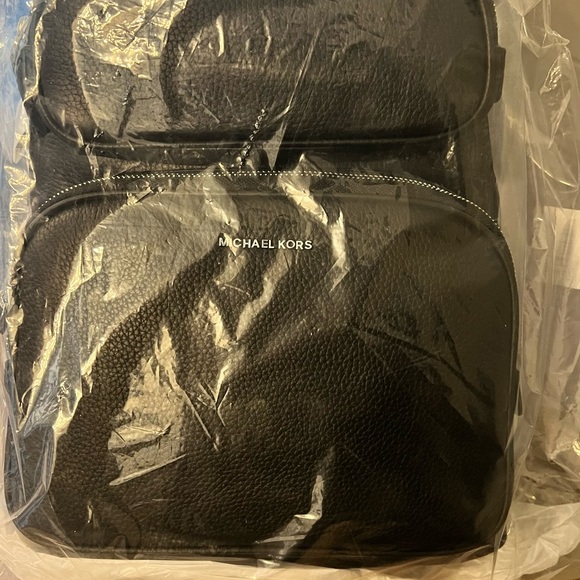 Michael KORS Leather XL Backpack-NWT - Picture 2 of 6